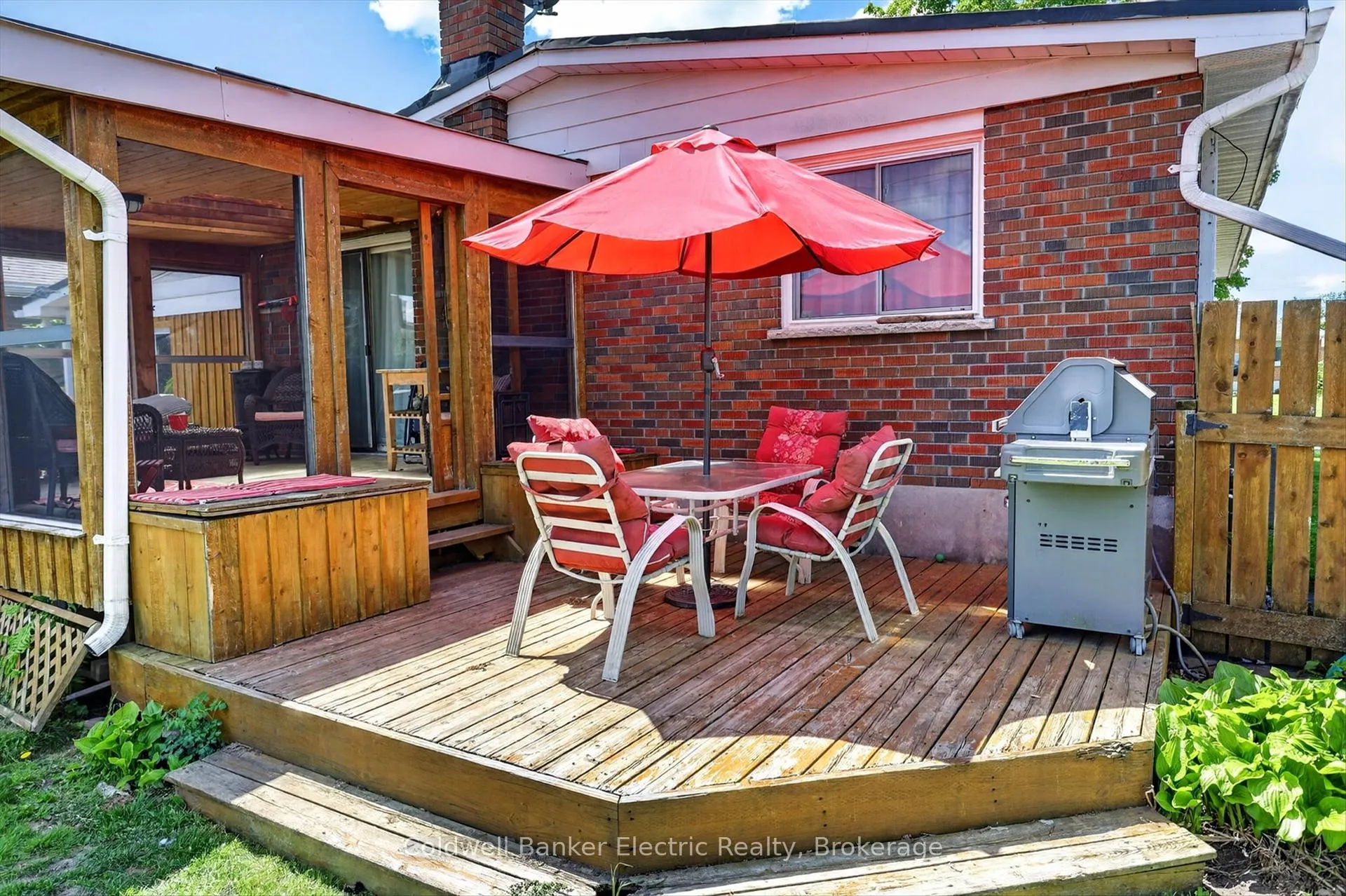 Photo 36 of 668 Barbara Crescent, Peterborough, Otonabee Ward 1 — HOMEH