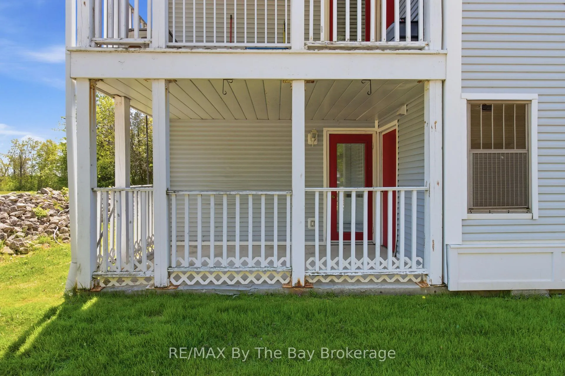 Photo 14 of Unit 1, 10 Mulligan Lane, Wasaga Beach — HOMEH