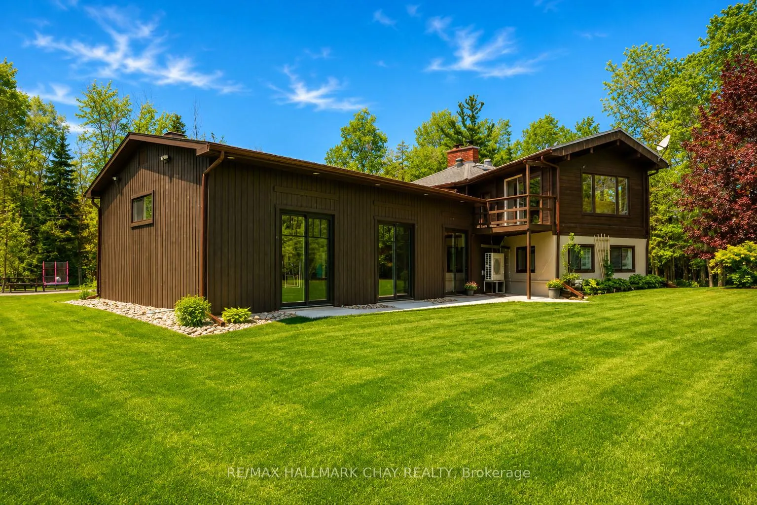 Photo 1 of 5159 Concession 7, Clearview, Rural Clearview — HOMEH
