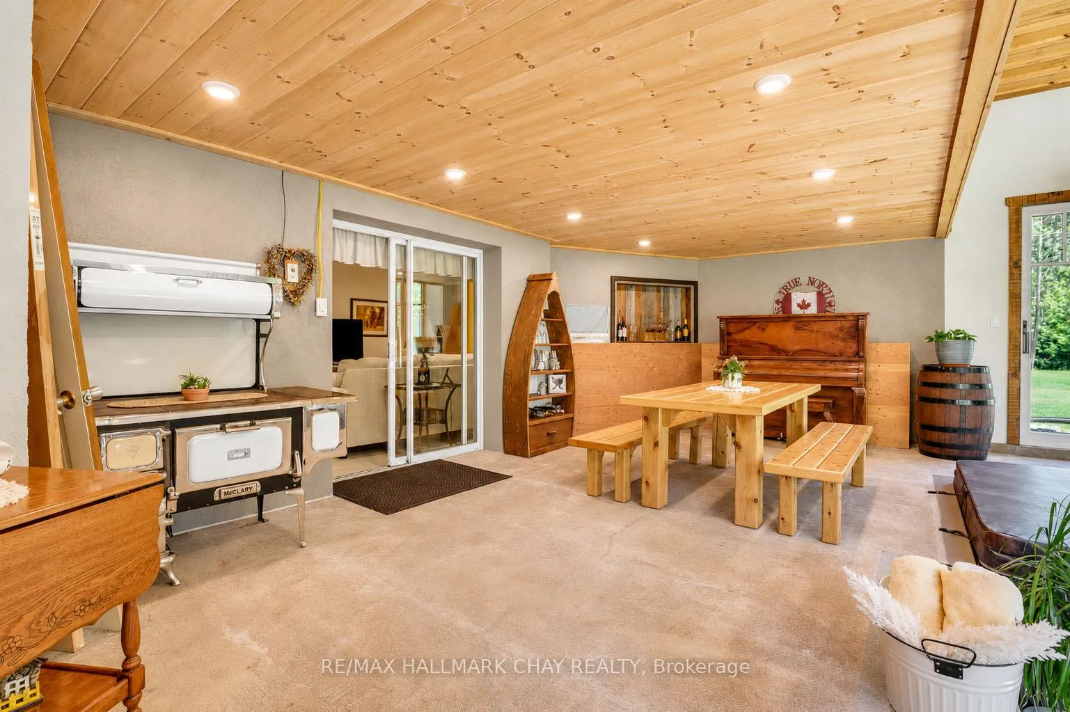 Photo 36 of 5159 Concession 7, Clearview, Rural Clearview — HOMEH