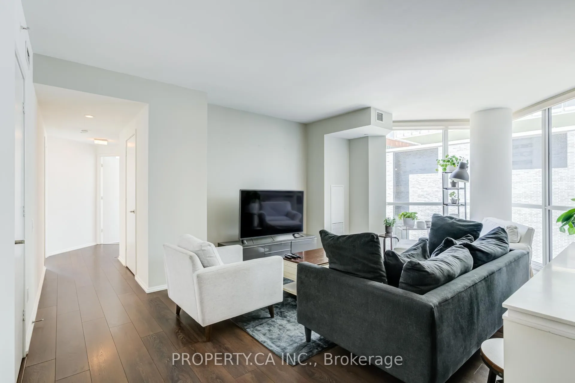 Photo 10 of Unit 502, 45 Charles Street E, Toronto, Church-Yonge Corridor — HOMEH