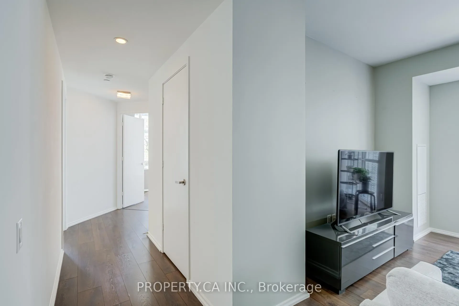 Photo 18 of Unit 502, 45 Charles Street E, Toronto, Church-Yonge Corridor — HOMEH
