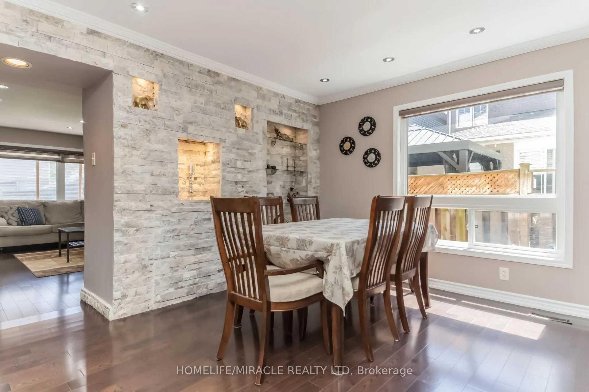 Photo 9 of 3 White Road, Brampton, Fletcher's Meadow — HOMEH