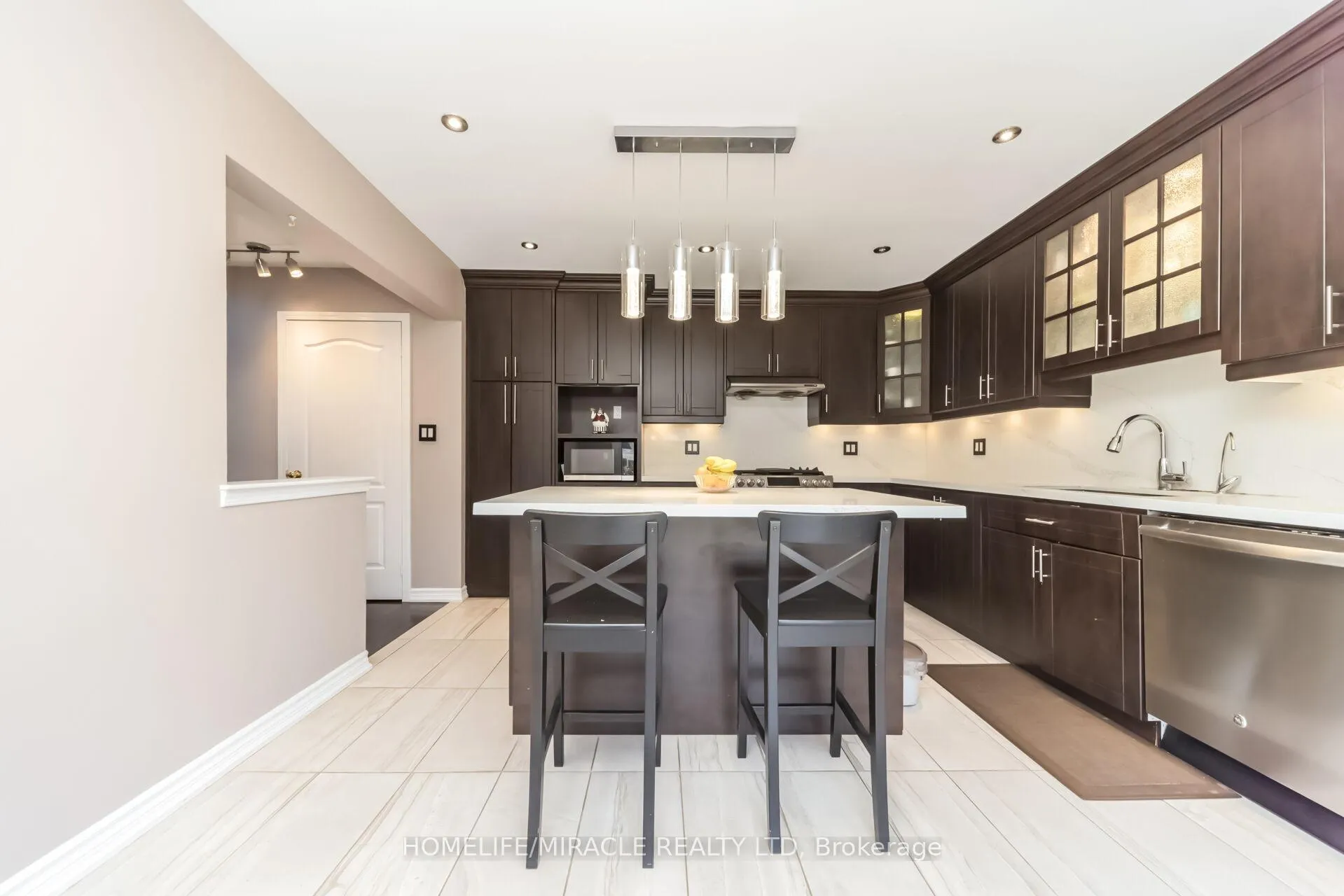 Photo 15 of 3 White Road, Brampton, Fletcher's Meadow — HOMEH