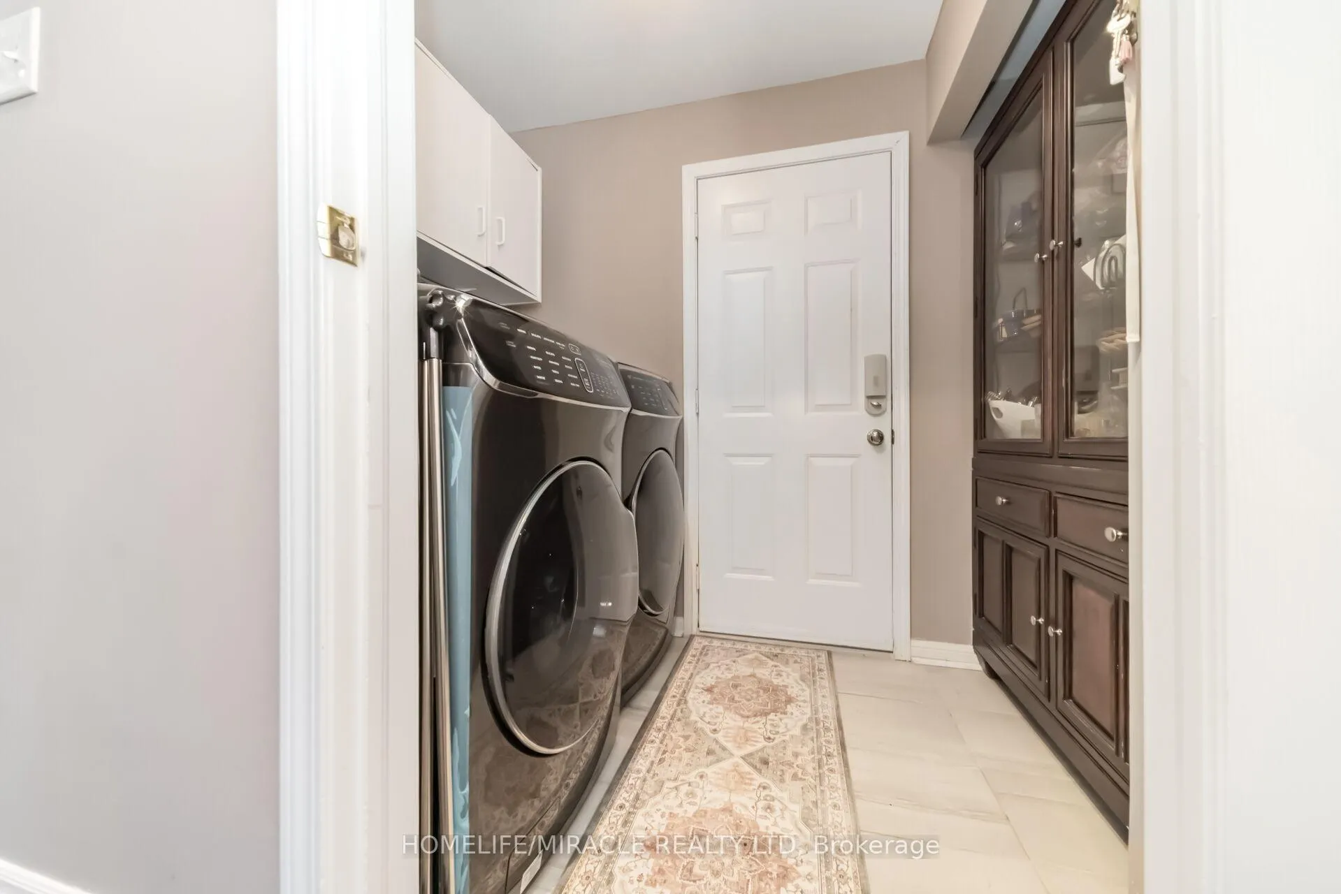 Photo 17 of 3 White Road, Brampton, Fletcher's Meadow — HOMEH