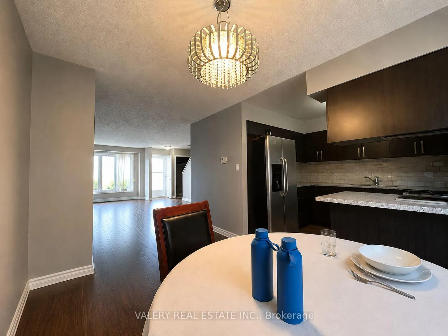 Photo 7 of Unit 10, 1138 Kipps Lane, London, East A — HOMEH