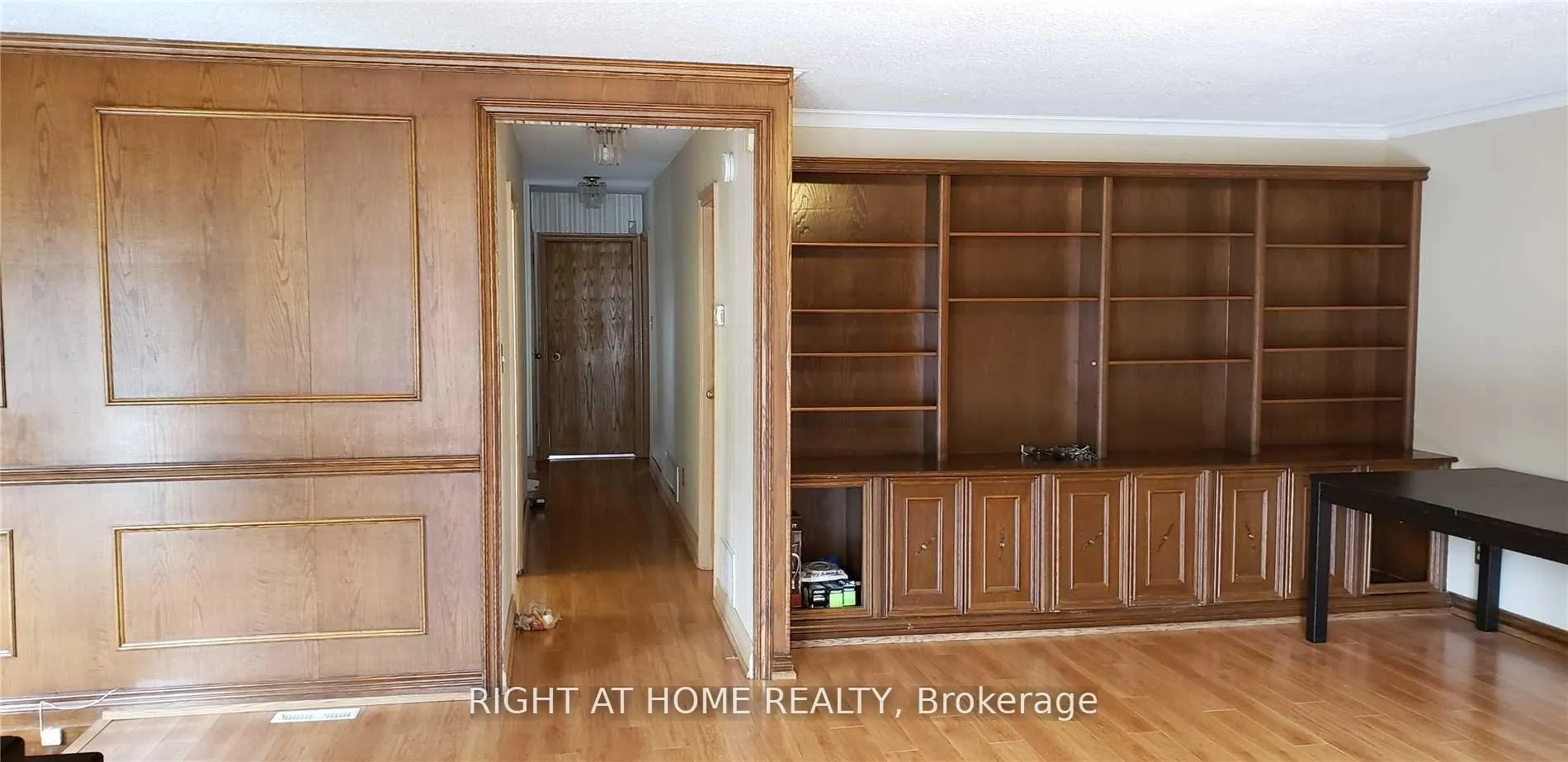 Photo 2 of 128 Woodward Avenue, Markham, Grandview — HOMEH