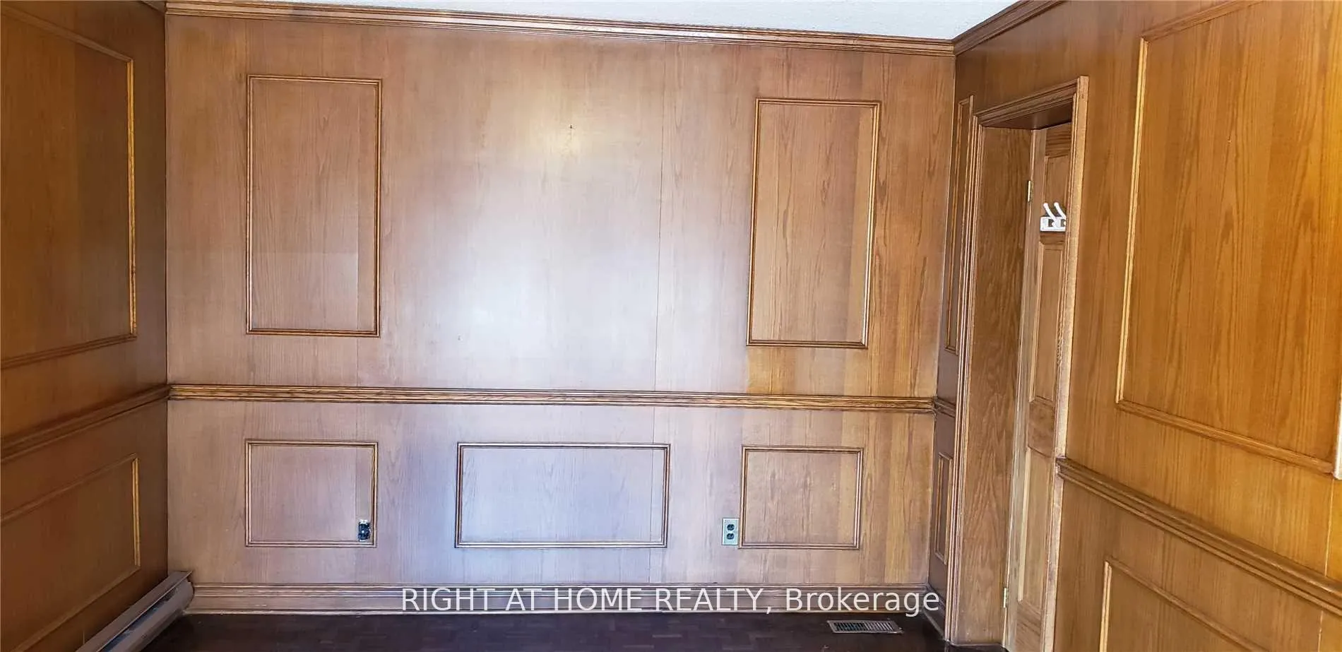 Photo 12 of 128 Woodward Avenue, Markham, Grandview — HOMEH