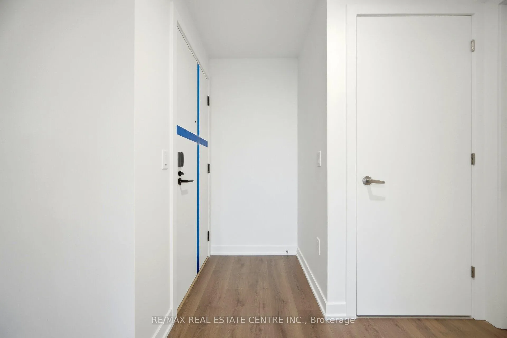Photo 9 of Unit 401, 750 Whitlock Avenue, Milton, Cobban — HOMEH