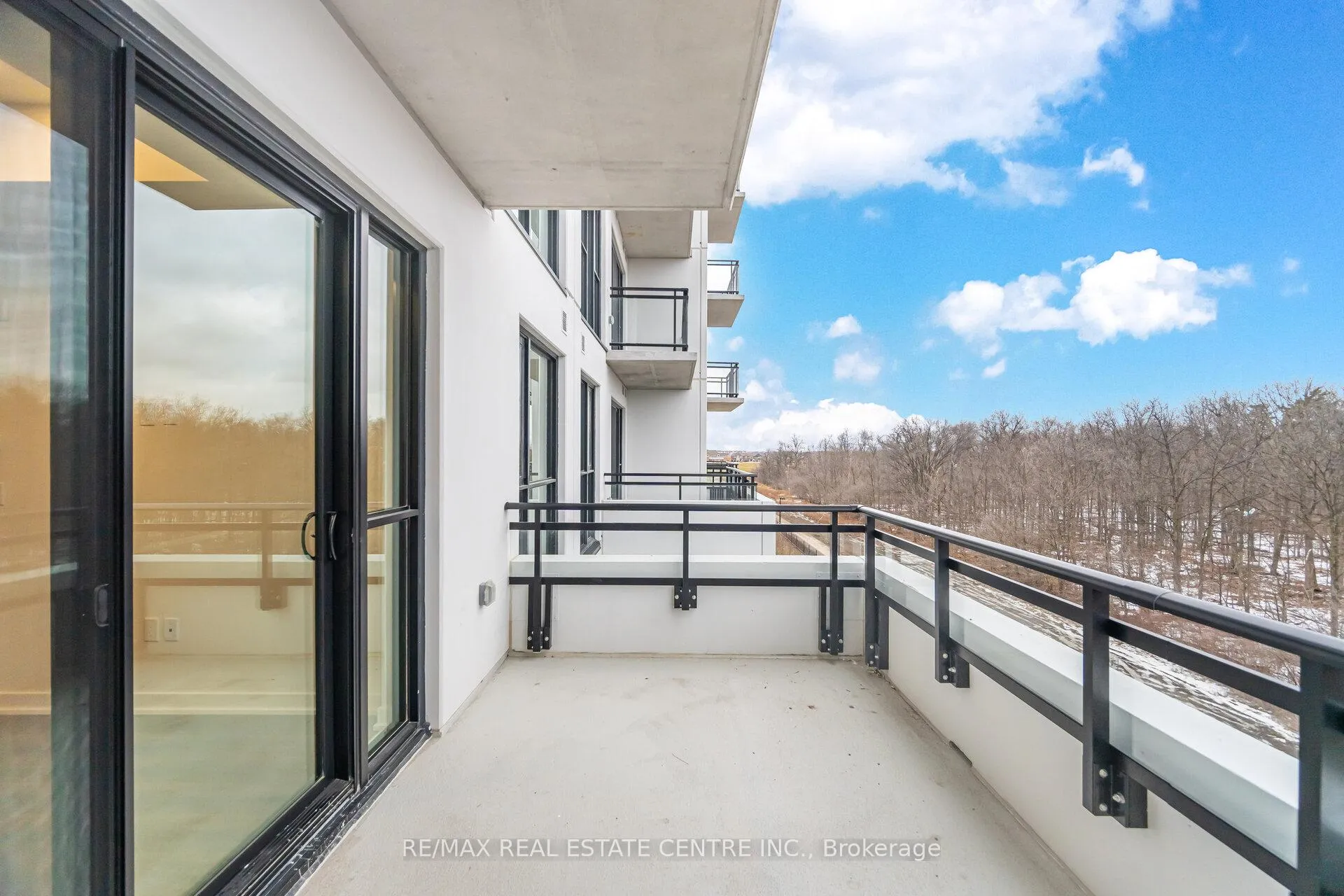 Photo 28 of Unit 401, 750 Whitlock Avenue, Milton, Cobban — HOMEH
