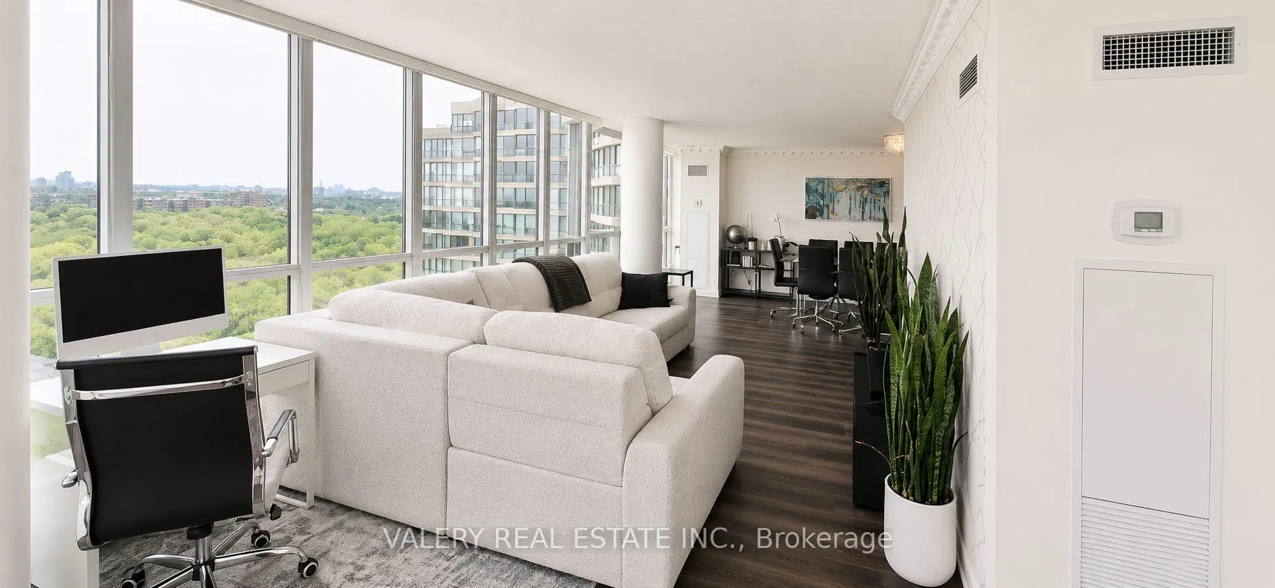 Photo 1 of Unit 1415, 5 Rowntree Rd, Etobicoke, Mount Olive-Silverstone-Jamestown — HOMEH