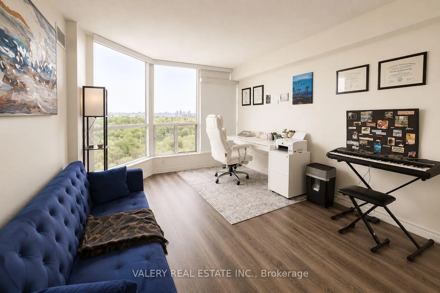 Photo 2 of Unit 1415, 5 Rowntree Rd, Etobicoke, Mount Olive-Silverstone-Jamestown — HOMEH