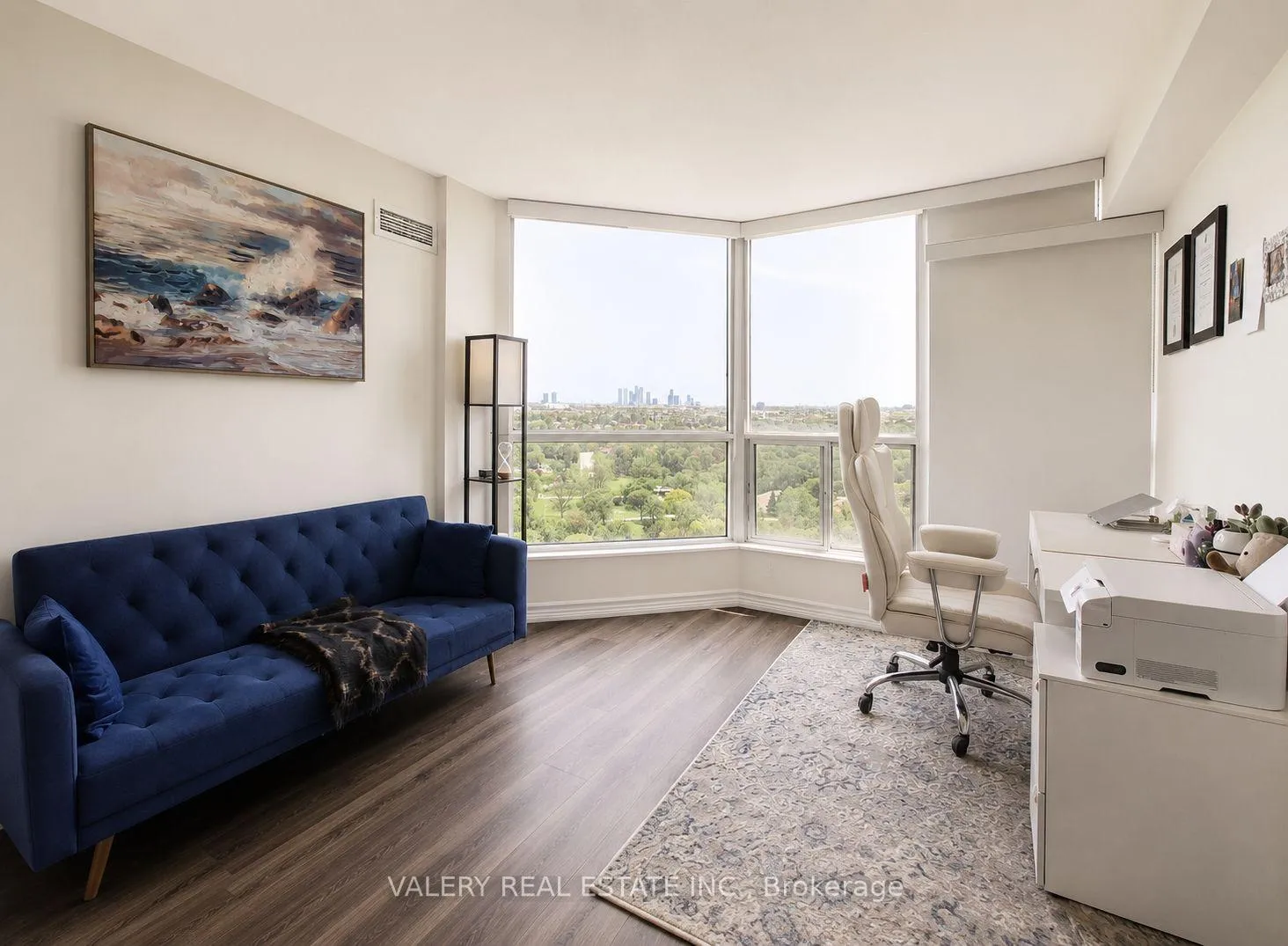 Photo 3 of Unit 1415, 5 Rowntree Rd, Etobicoke, Mount Olive-Silverstone-Jamestown — HOMEH