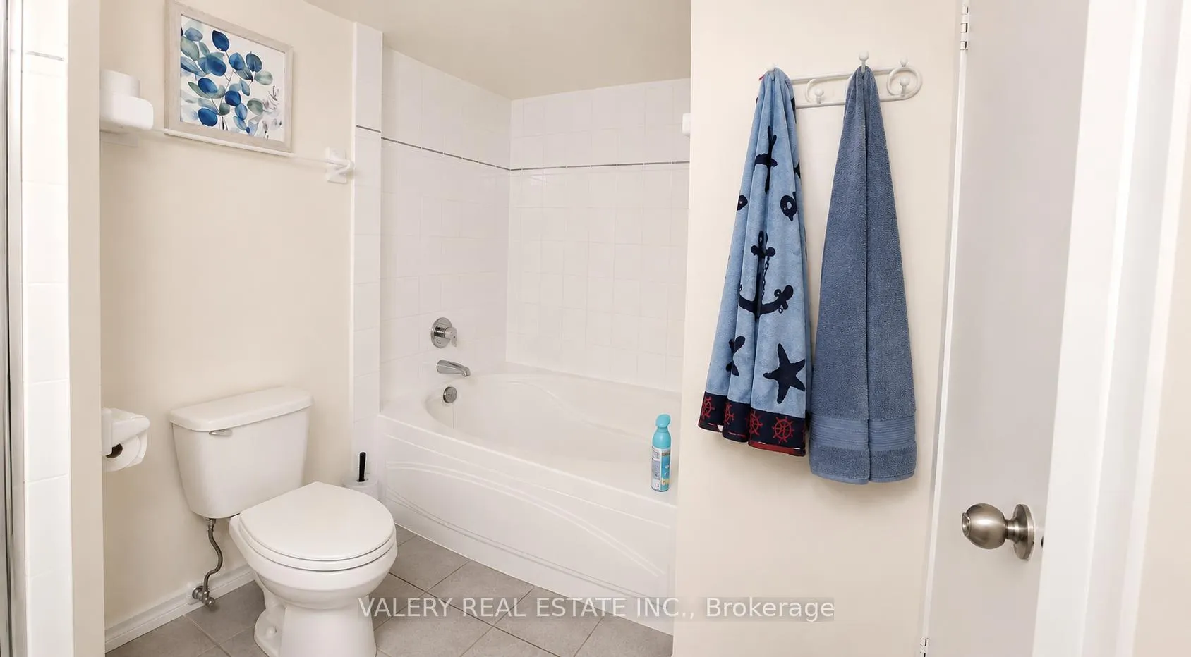 Photo 13 of Unit 1415, 5 Rowntree Rd, Etobicoke, Mount Olive-Silverstone-Jamestown — HOMEH