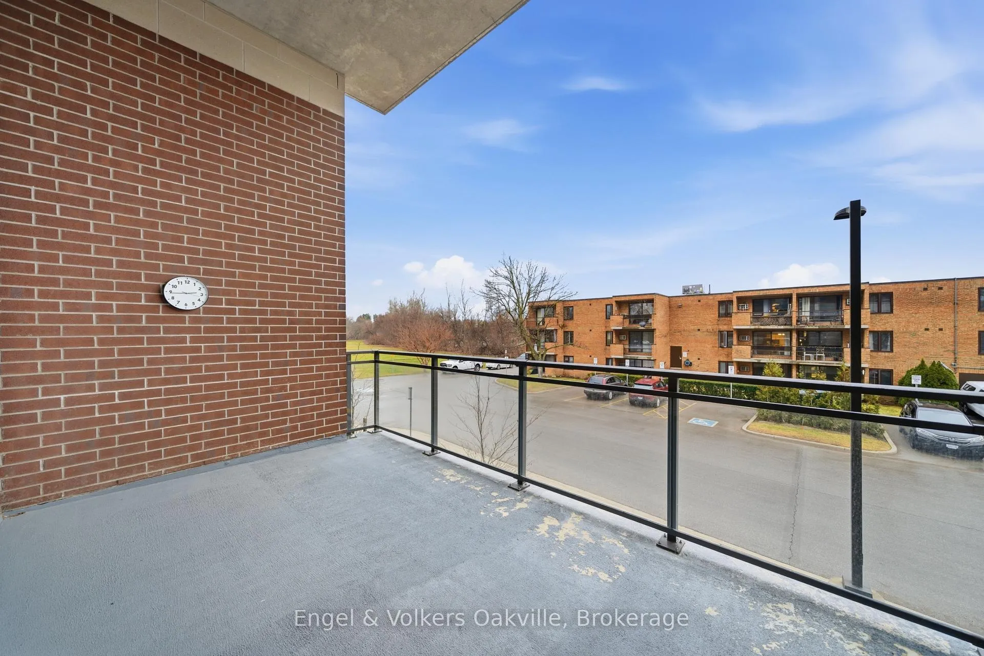 Photo 26 of Unit 101, 3290 New Street, Burlington, Roseland — HOMEH