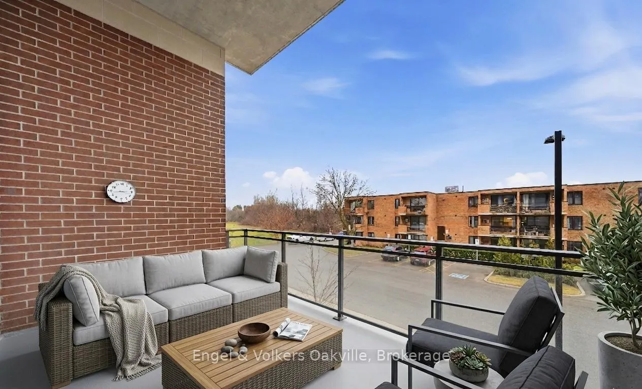 Photo 27 of Unit 101, 3290 New Street, Burlington, Roseland — HOMEH