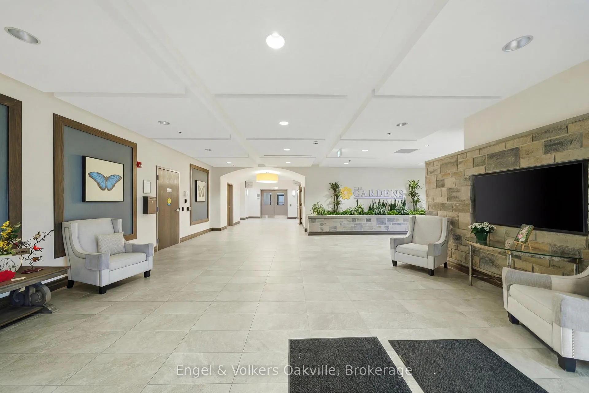 Photo 28 of Unit 101, 3290 New Street, Burlington, Roseland — HOMEH