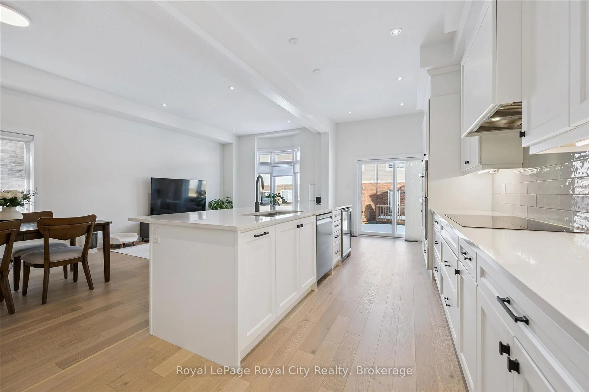 Photo 16 of 32 Hutchison Road, Guelph, Kortright East — HOMEH