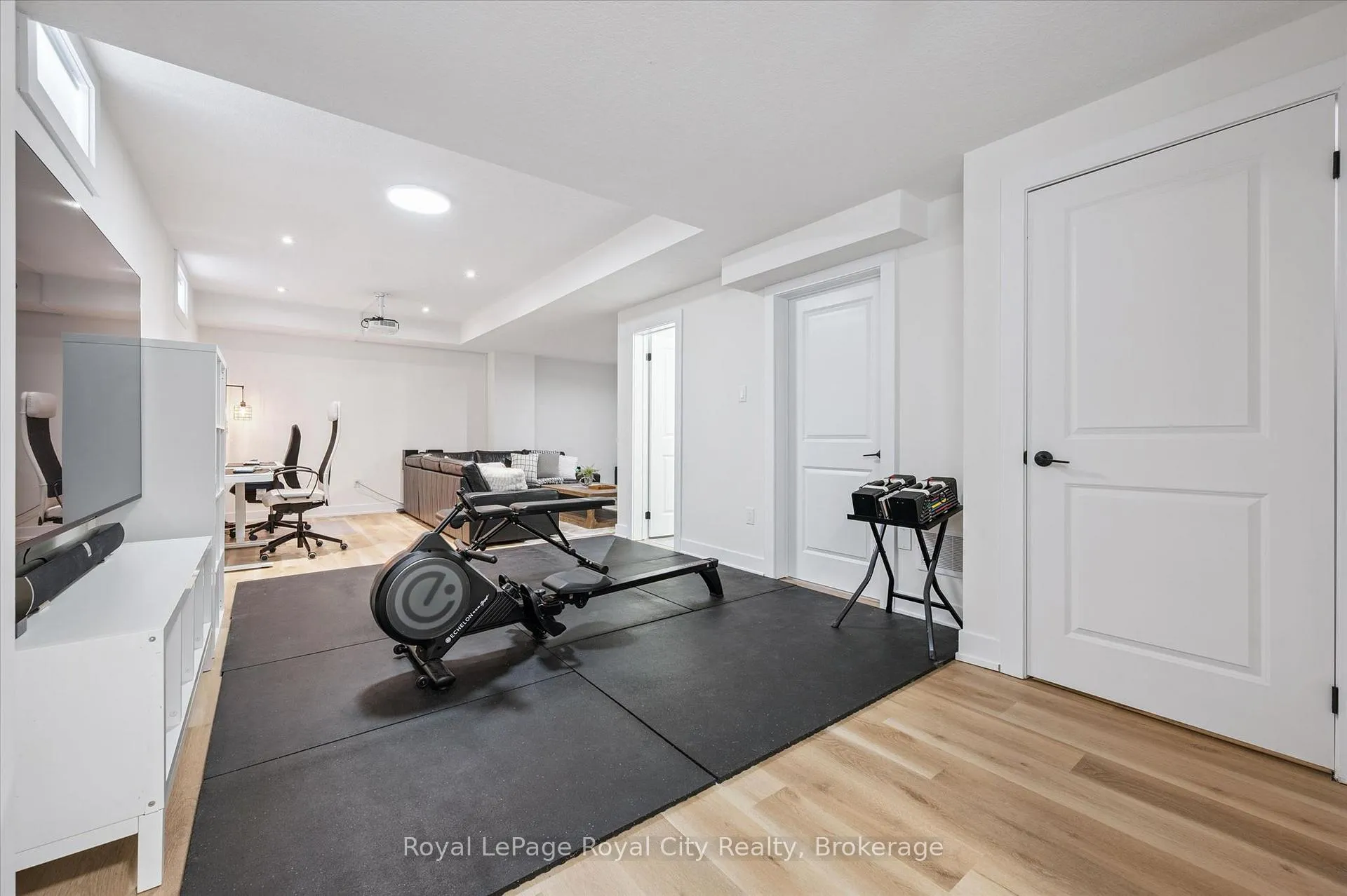 Photo 37 of 32 Hutchison Road, Guelph, Kortright East — HOMEH