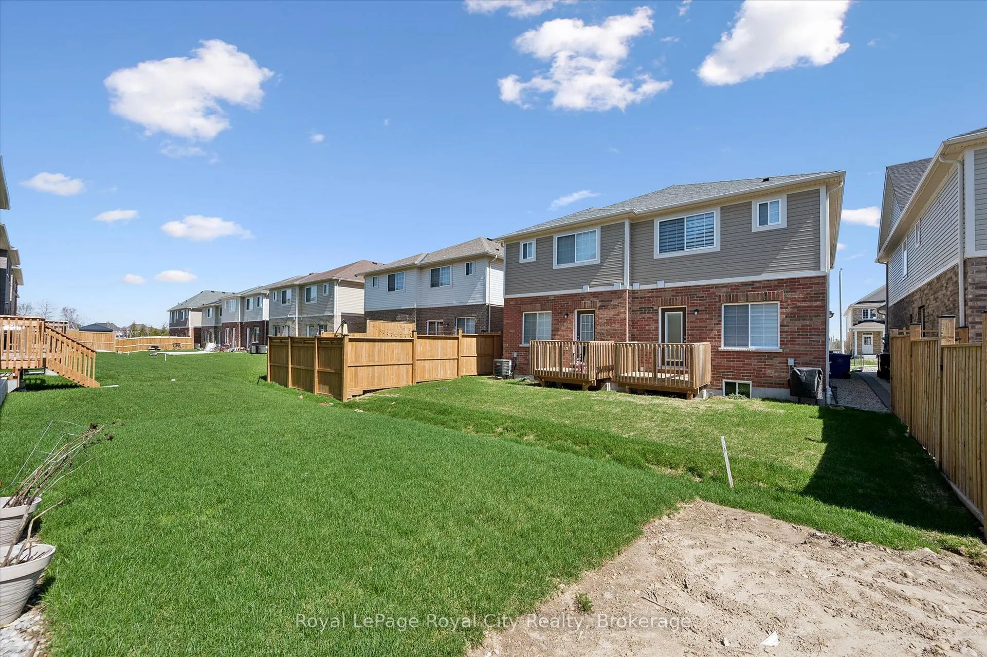 Photo 45 of 32 Hutchison Road, Guelph, Kortright East — HOMEH