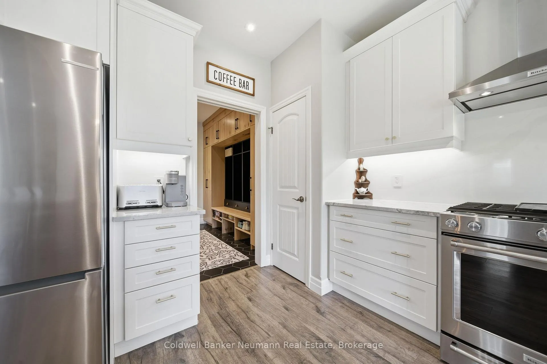 Photo 14 of 48 Newcastle Court, Kitchener — HOMEH