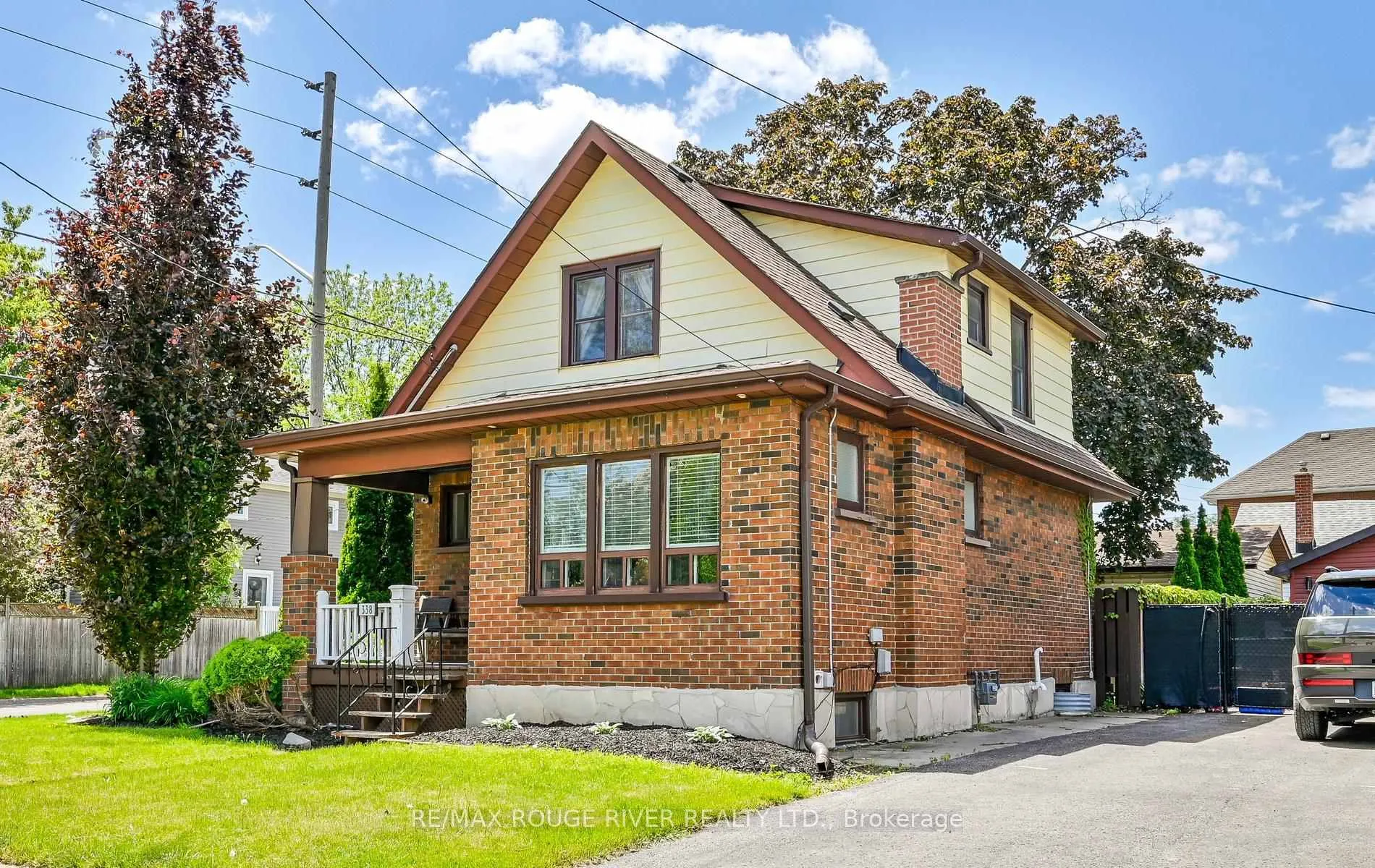 Photo 4 of 338 Jarvis Street, Oshawa, O'Neill — HOMEH