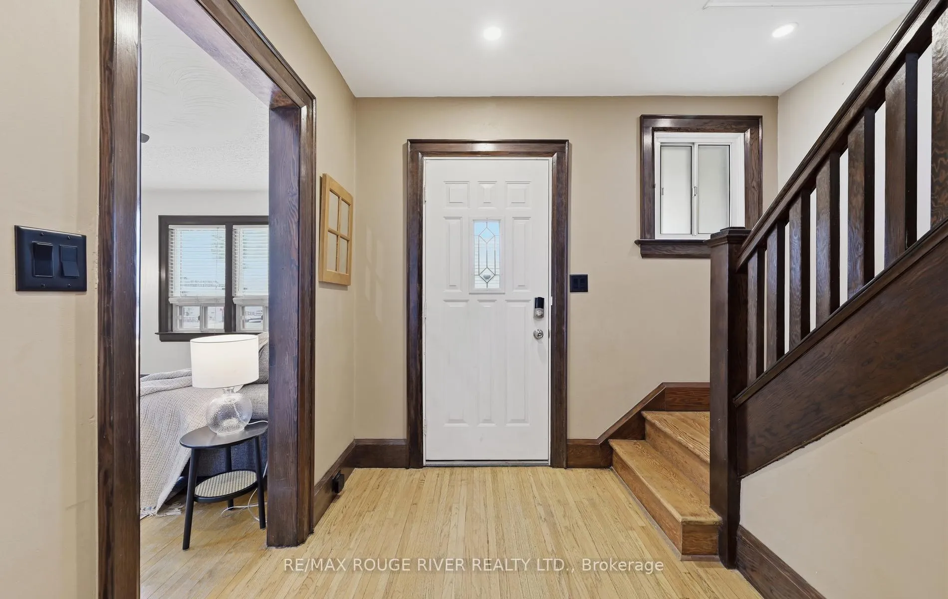 Photo 6 of 338 Jarvis Street, Oshawa, O'Neill — HOMEH