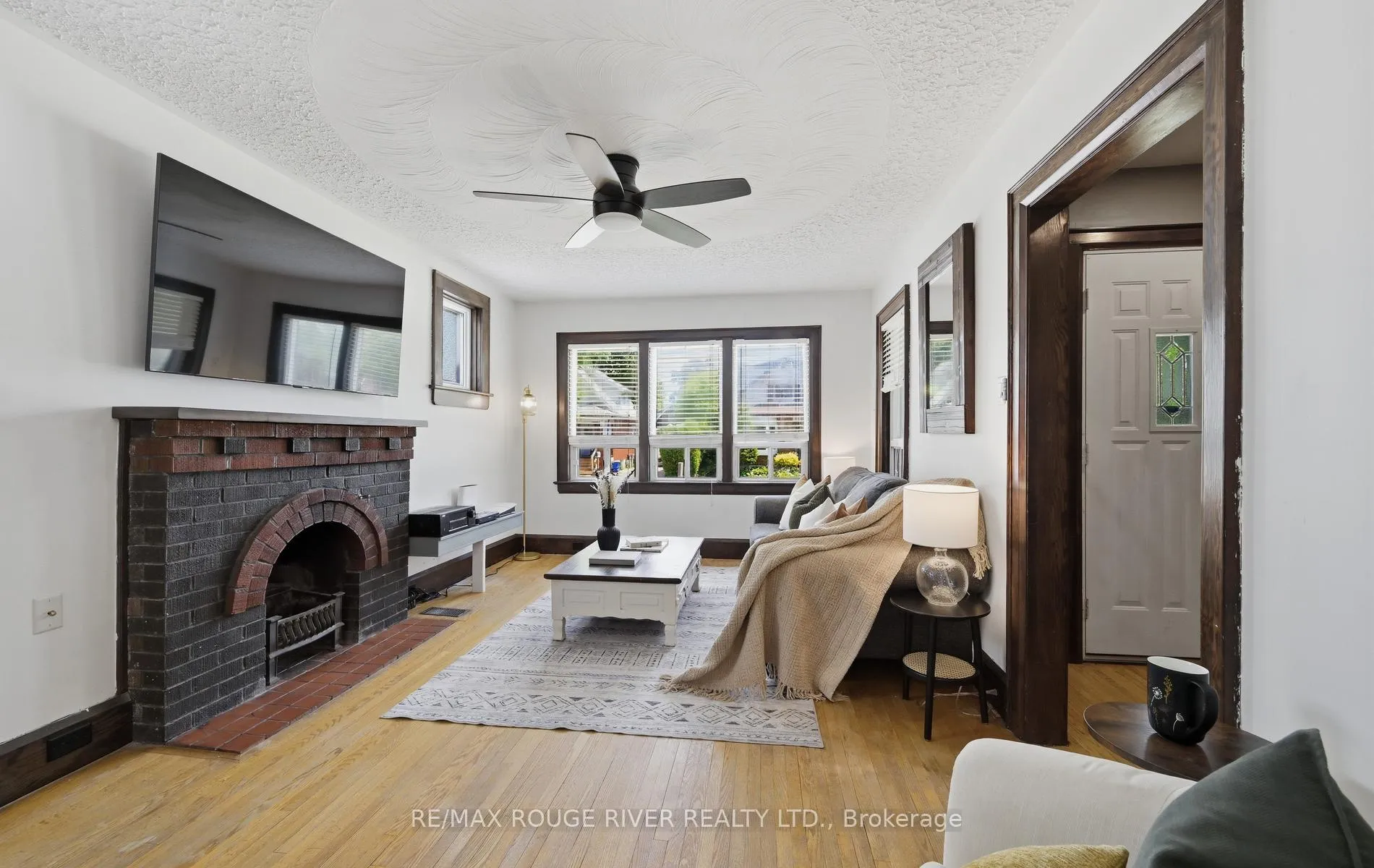 Photo 7 of 338 Jarvis Street, Oshawa, O'Neill — HOMEH