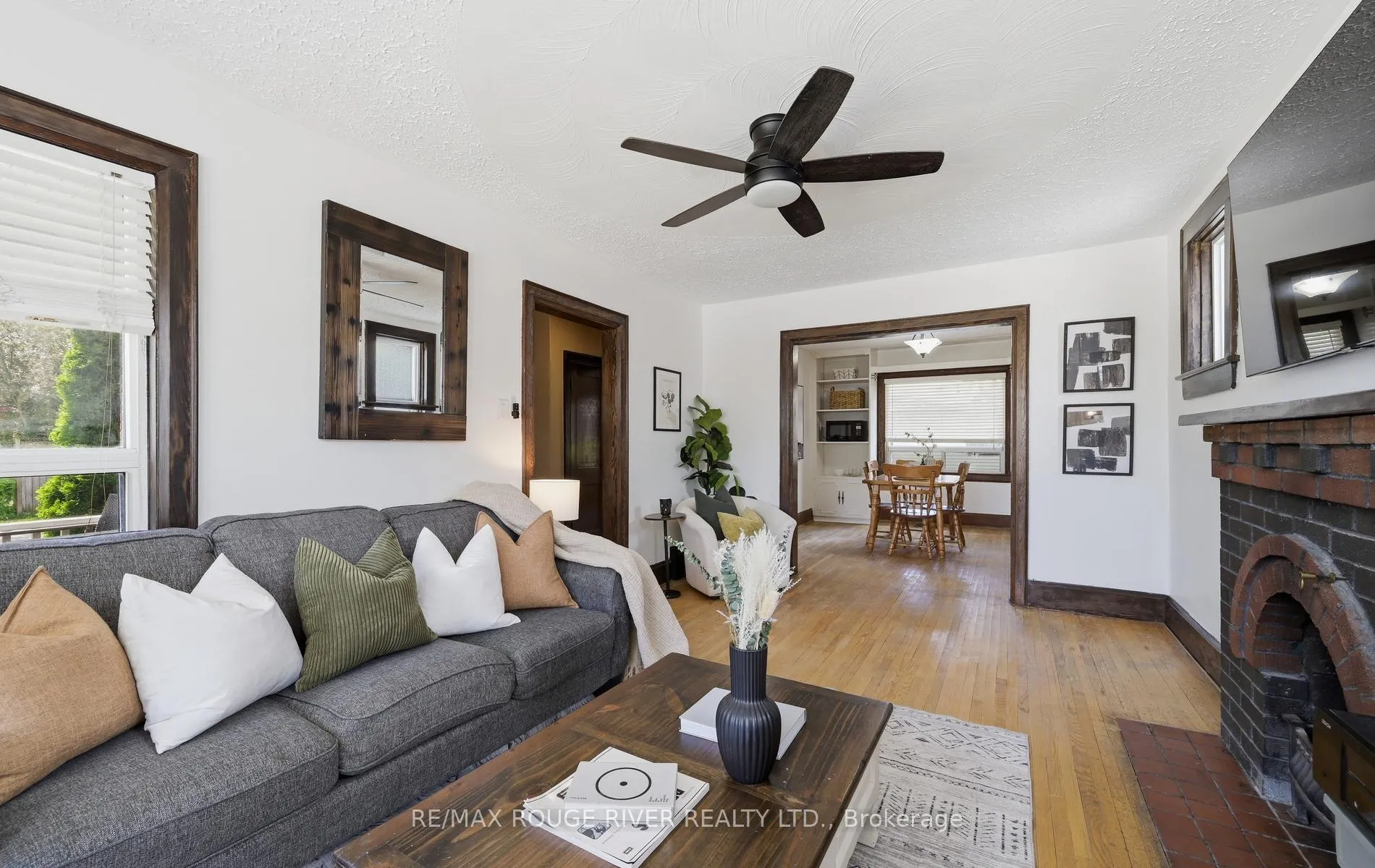 Photo 8 of 338 Jarvis Street, Oshawa, O'Neill — HOMEH