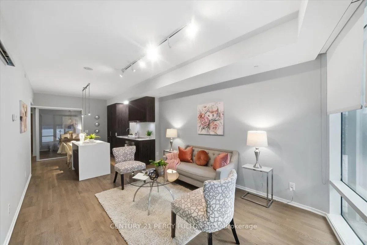 Photo 7 of Unit #313, 1 Bloor Street E, Toronto, Church-Yonge Corridor — HOMEH