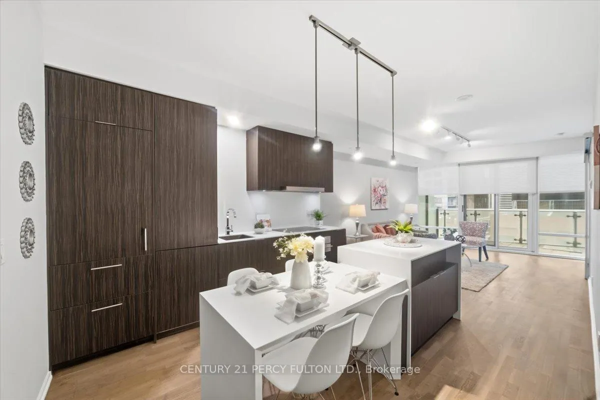 Photo 9 of Unit #313, 1 Bloor Street E, Toronto, Church-Yonge Corridor — HOMEH