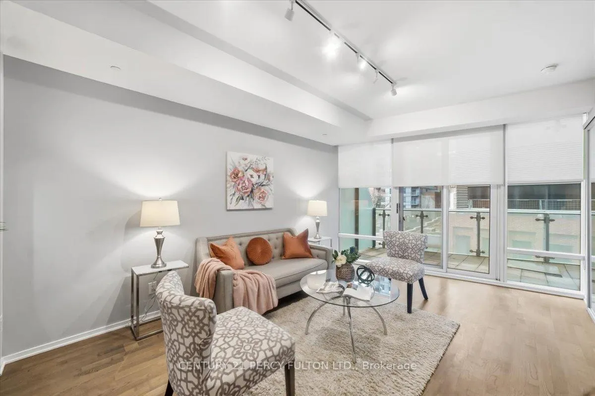 Photo 10 of Unit #313, 1 Bloor Street E, Toronto, Church-Yonge Corridor — HOMEH