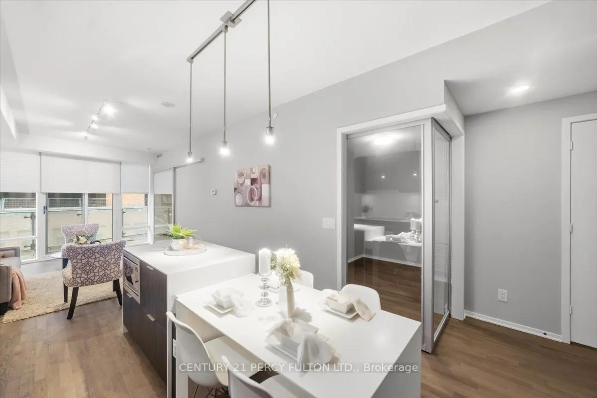 Photo 13 of Unit #313, 1 Bloor Street E, Toronto, Church-Yonge Corridor — HOMEH