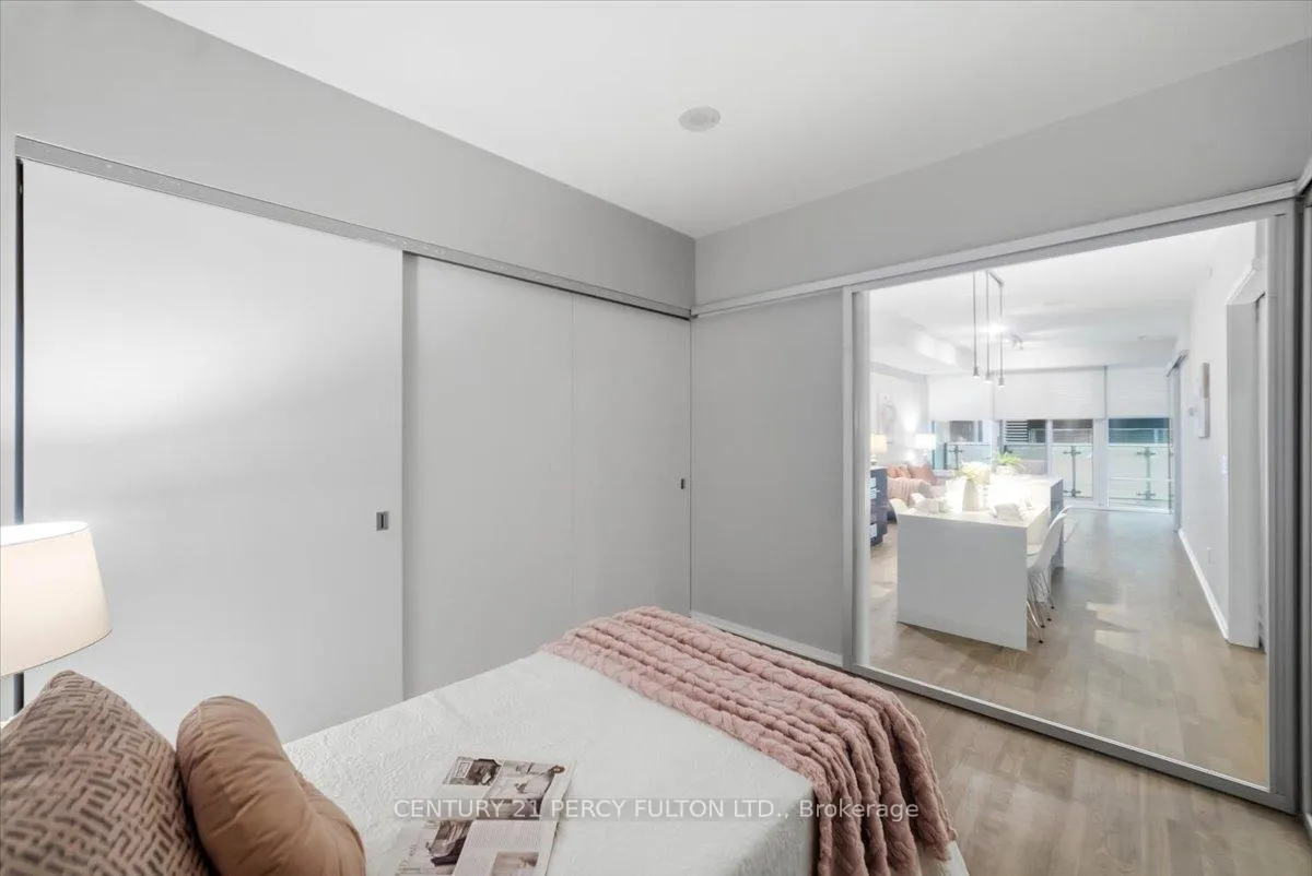Photo 18 of Unit #313, 1 Bloor Street E, Toronto, Church-Yonge Corridor — HOMEH