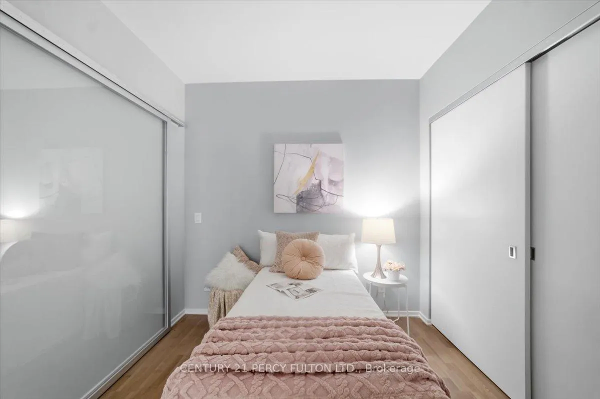 Photo 22 of Unit #313, 1 Bloor Street E, Toronto, Church-Yonge Corridor — HOMEH