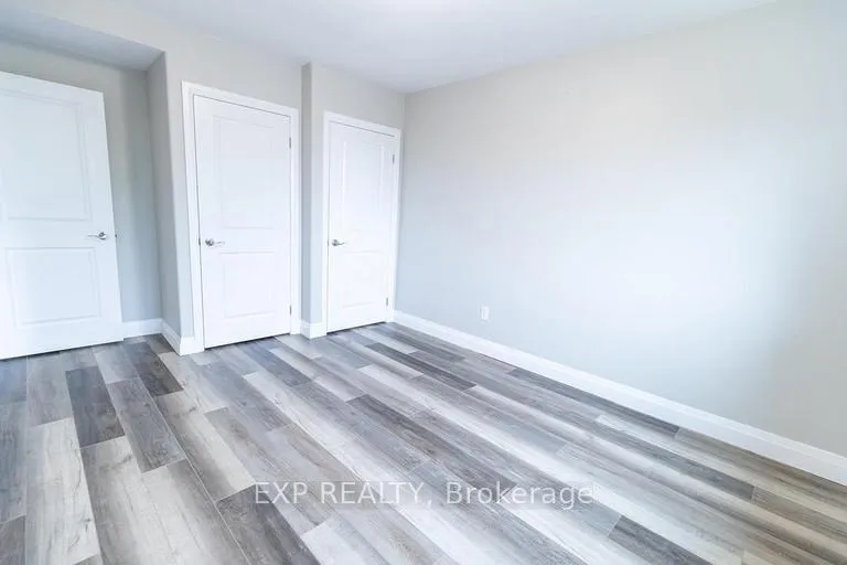 Photo 5 of Unit 3, 3815 Portage Road, Niagara Falls, Stamford — HOMEH