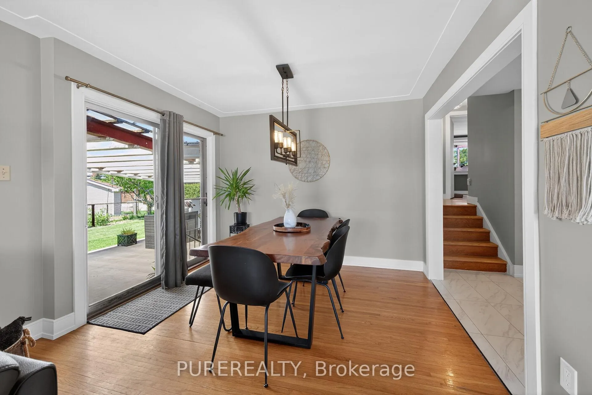 Photo 6 of 23 Duchess Court, Hamilton, Kentley — HOMEH