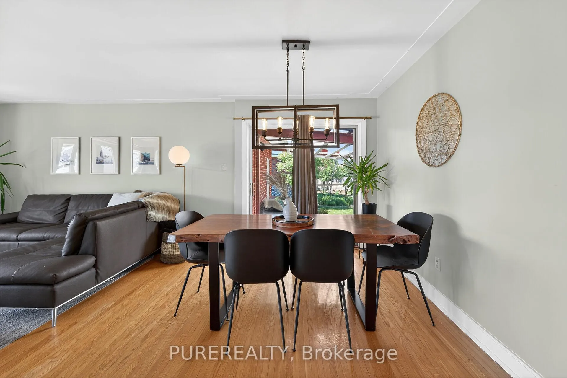 Photo 7 of 23 Duchess Court, Hamilton, Kentley — HOMEH