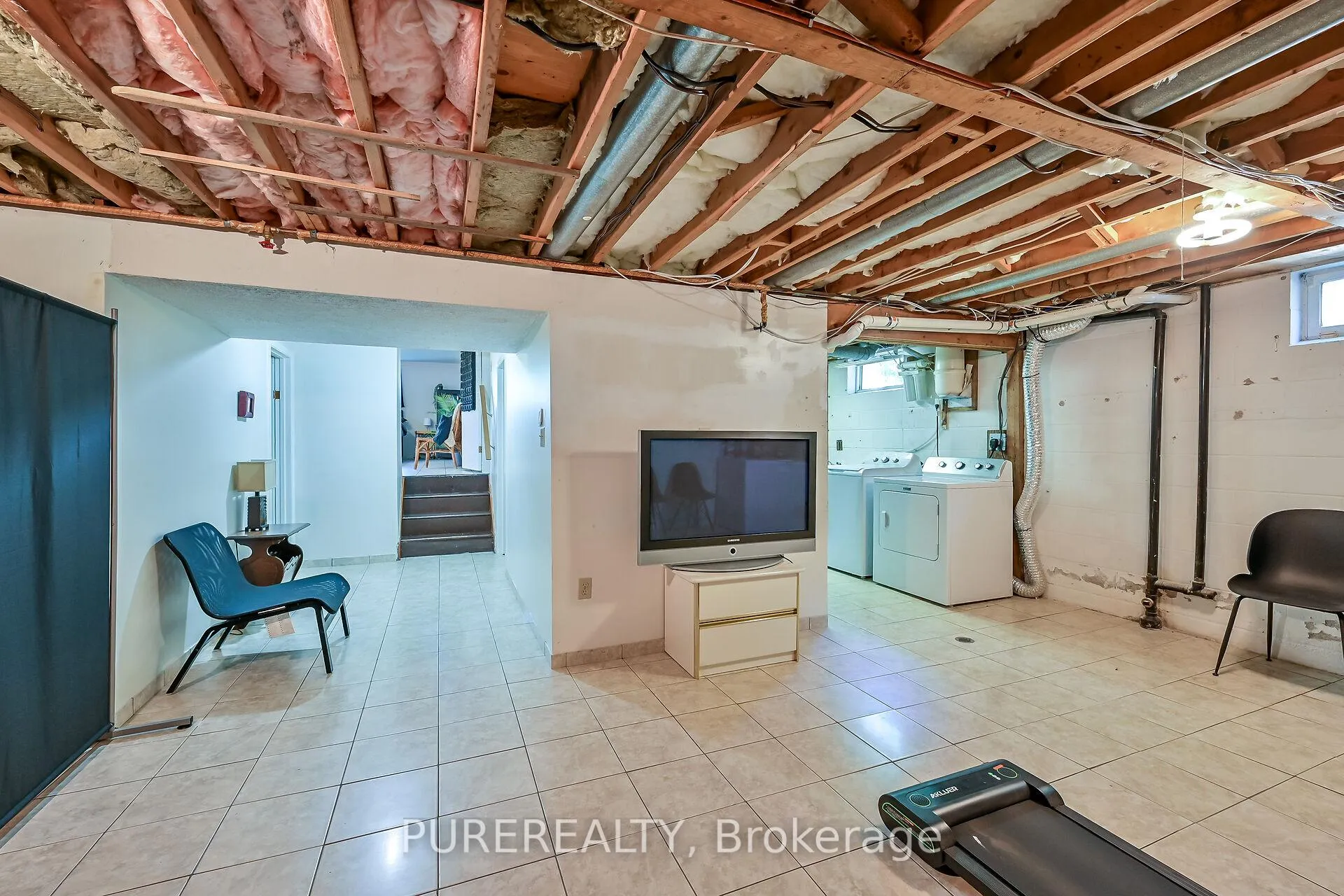Photo 33 of 23 Duchess Court, Hamilton, Kentley — HOMEH