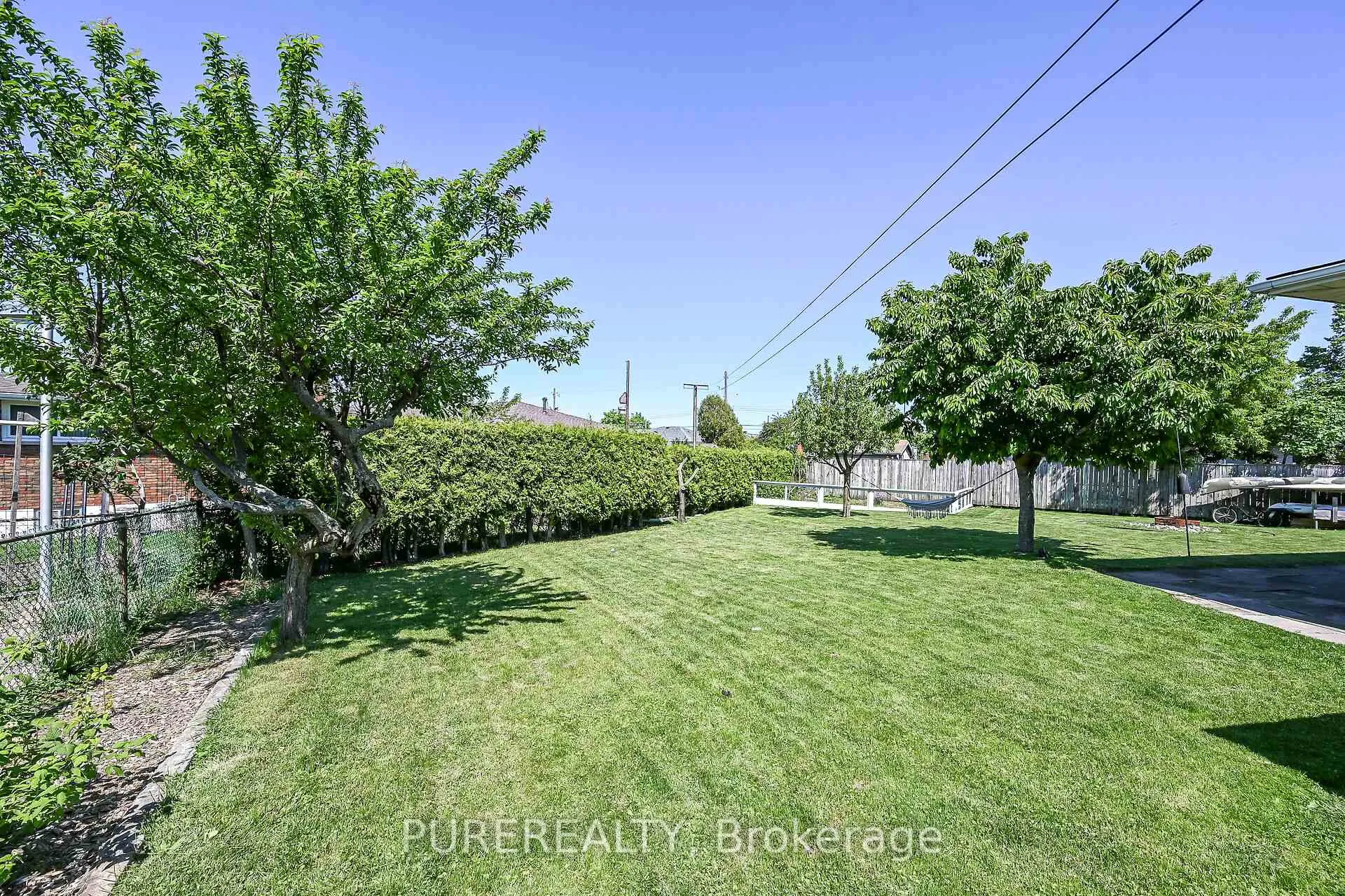 Photo 36 of 23 Duchess Court, Hamilton, Kentley — HOMEH