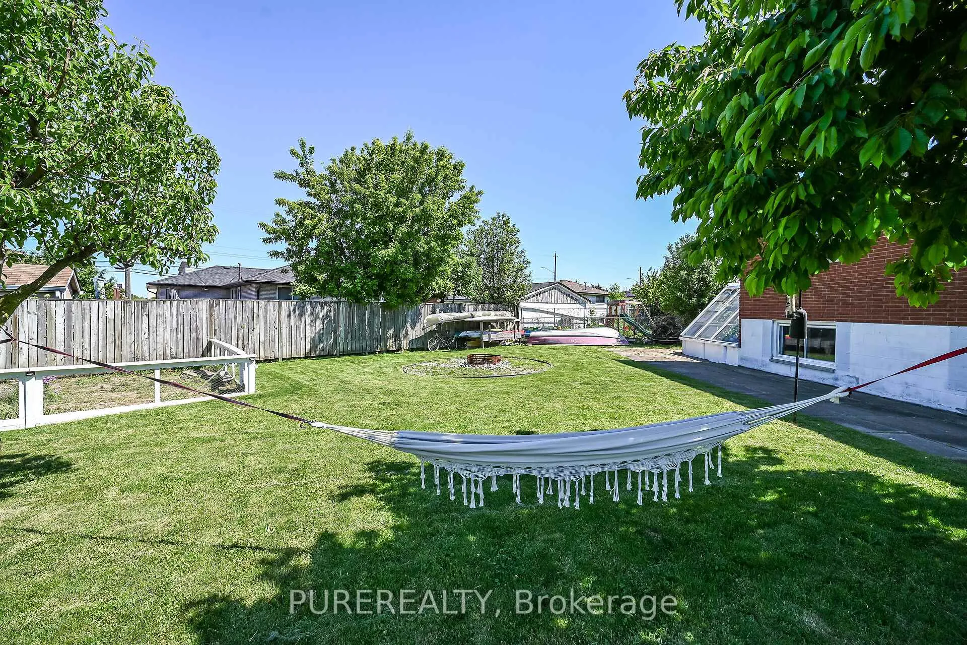 Photo 39 of 23 Duchess Court, Hamilton, Kentley — HOMEH