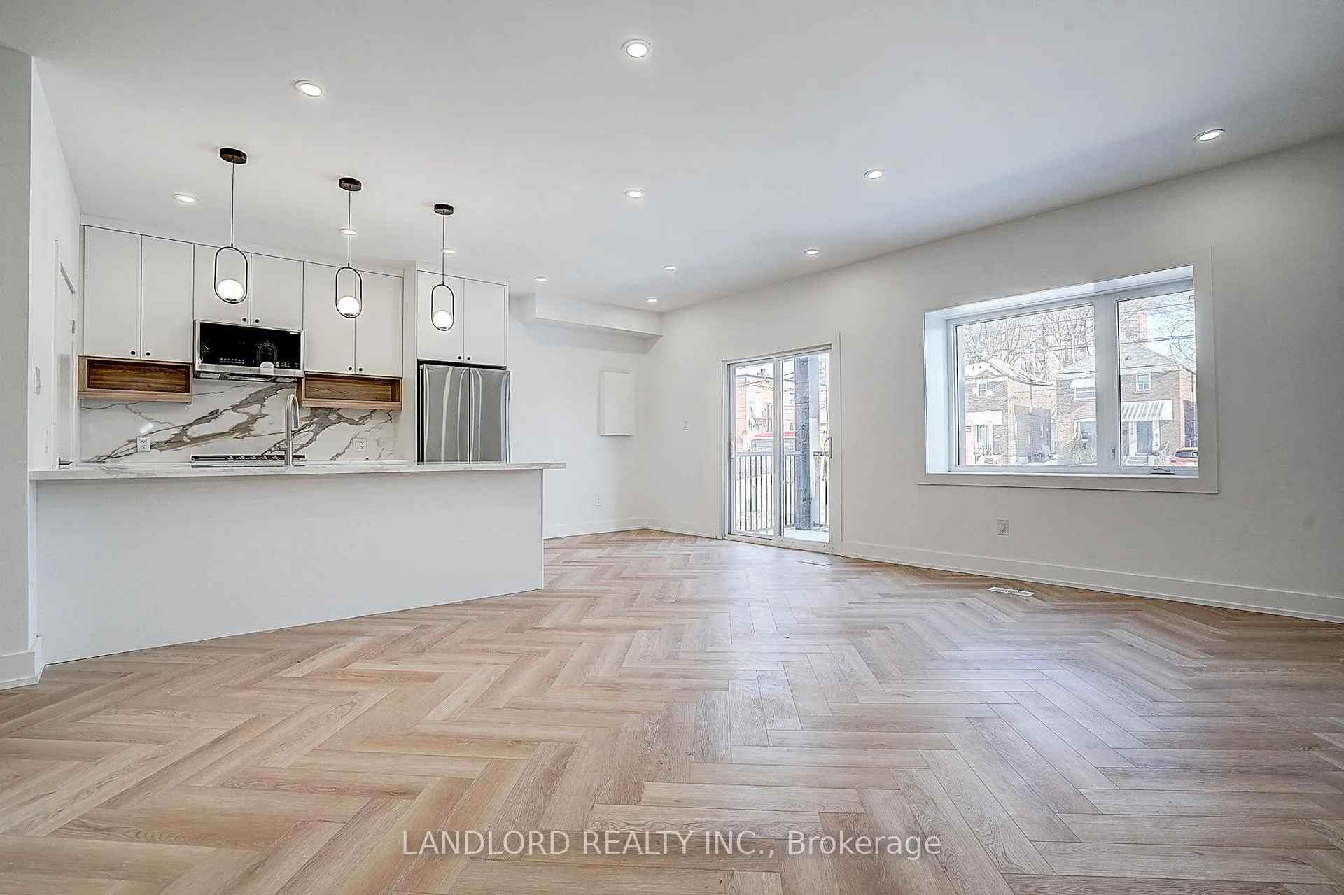 Photo 13 of Unit 1, 1146 Broadview Avenue, Toronto, Broadview North — HOMEH