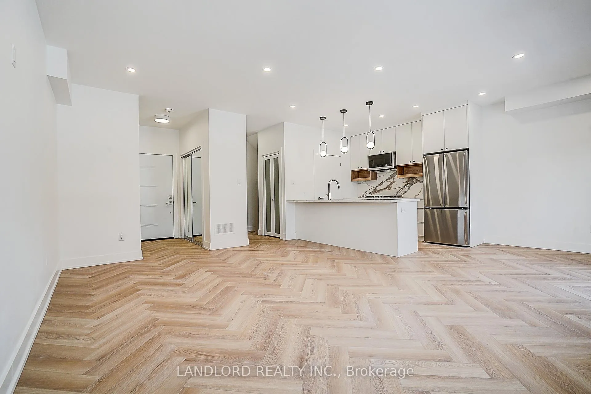 Photo 16 of Unit 1, 1146 Broadview Avenue, Toronto, Broadview North — HOMEH