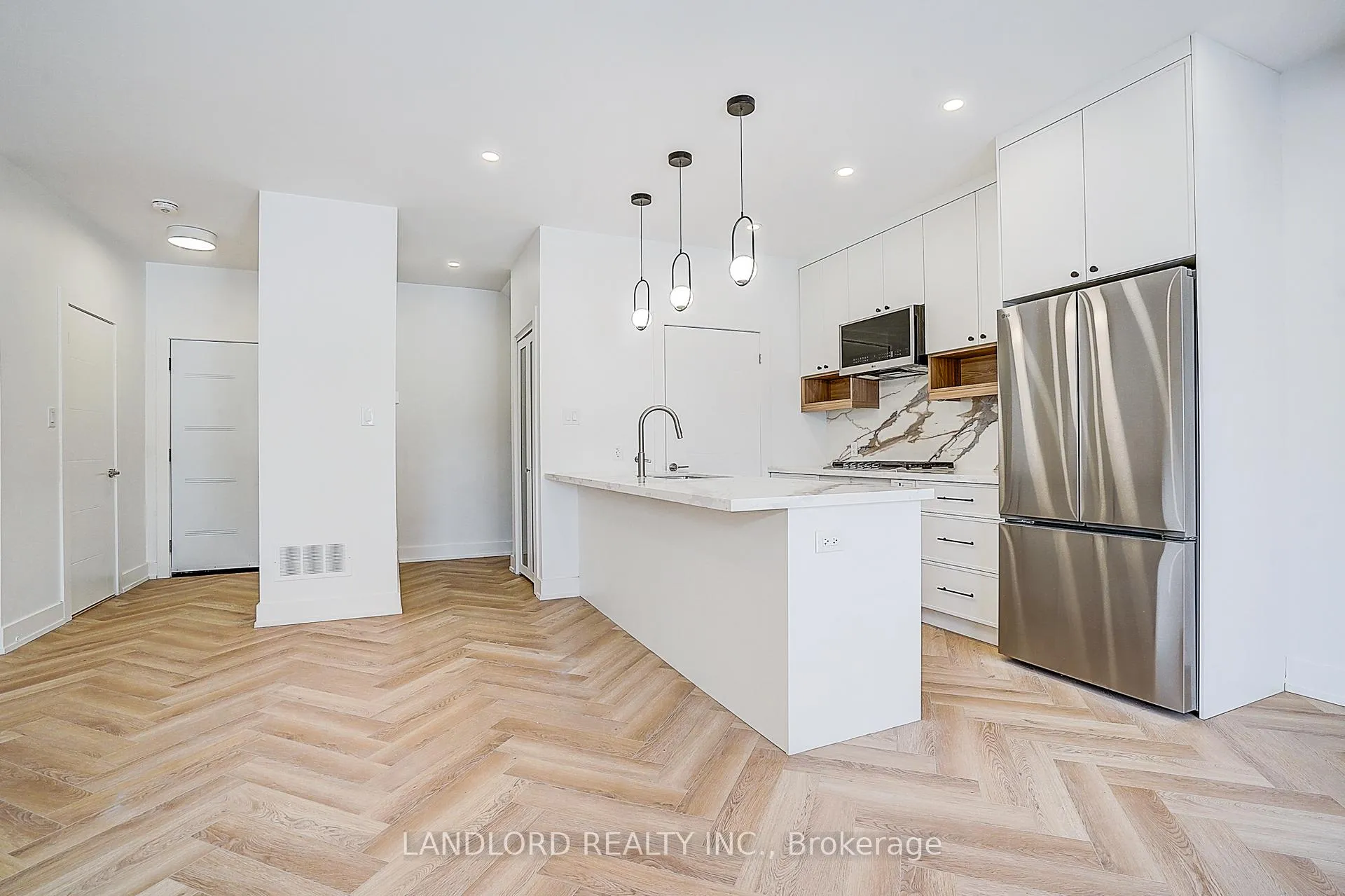 Photo 19 of Unit 1, 1146 Broadview Avenue, Toronto, Broadview North — HOMEH
