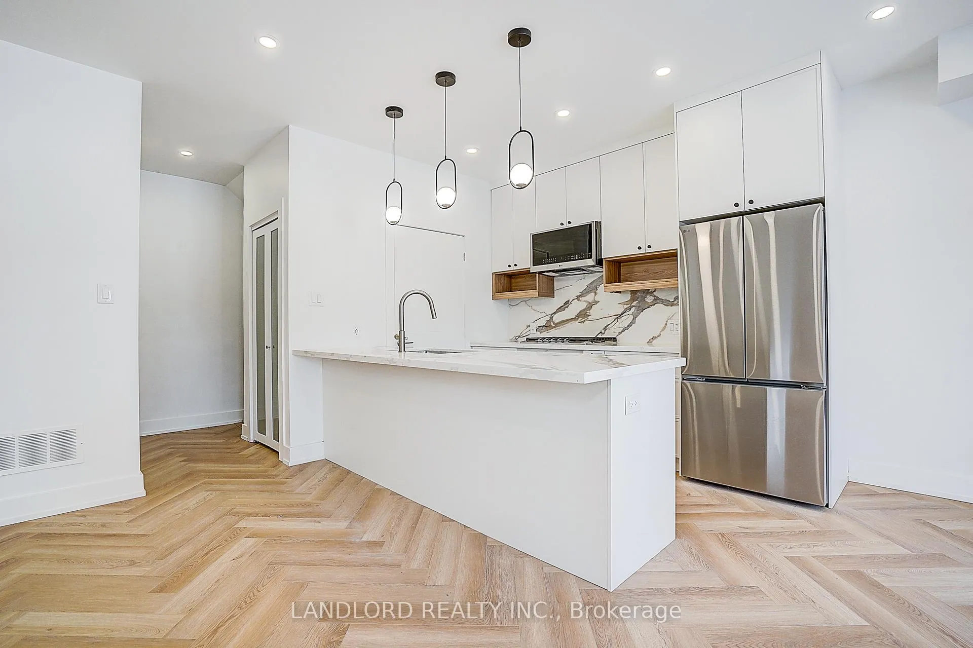 Photo 20 of Unit 1, 1146 Broadview Avenue, Toronto, Broadview North — HOMEH