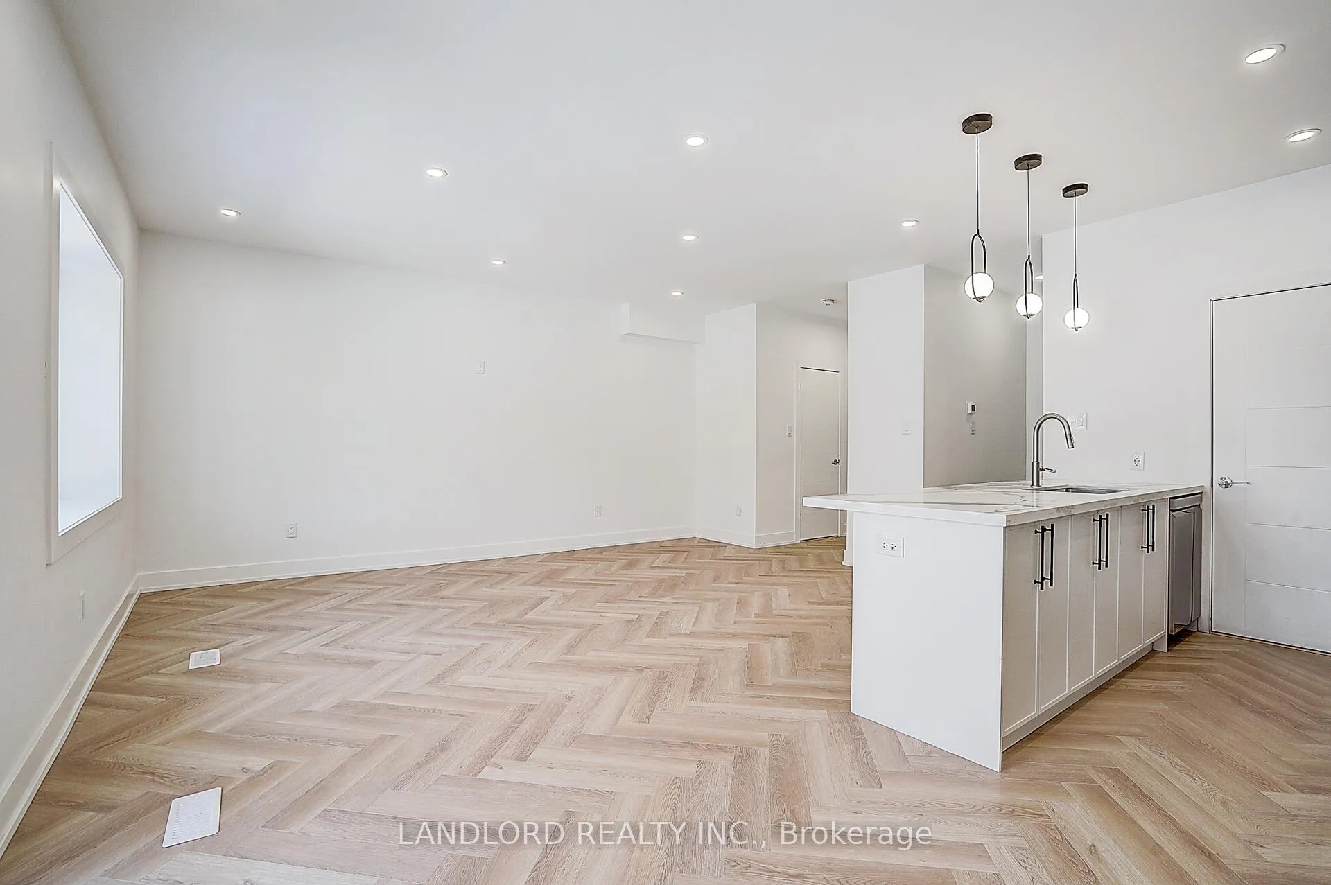 Photo 25 of Unit 1, 1146 Broadview Avenue, Toronto, Broadview North — HOMEH