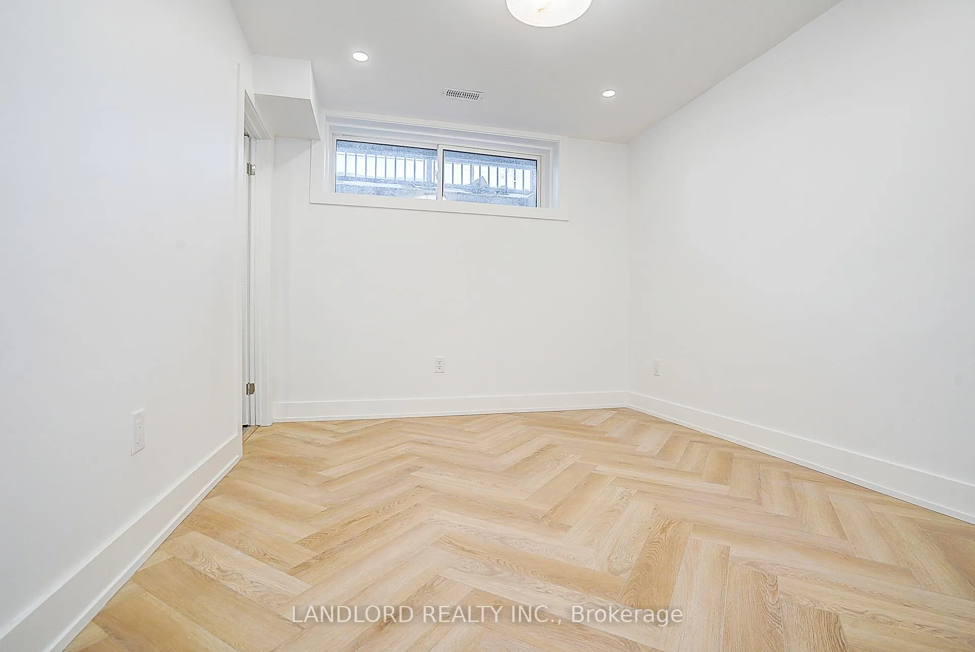 Photo 35 of Unit 1, 1146 Broadview Avenue, Toronto, Broadview North — HOMEH