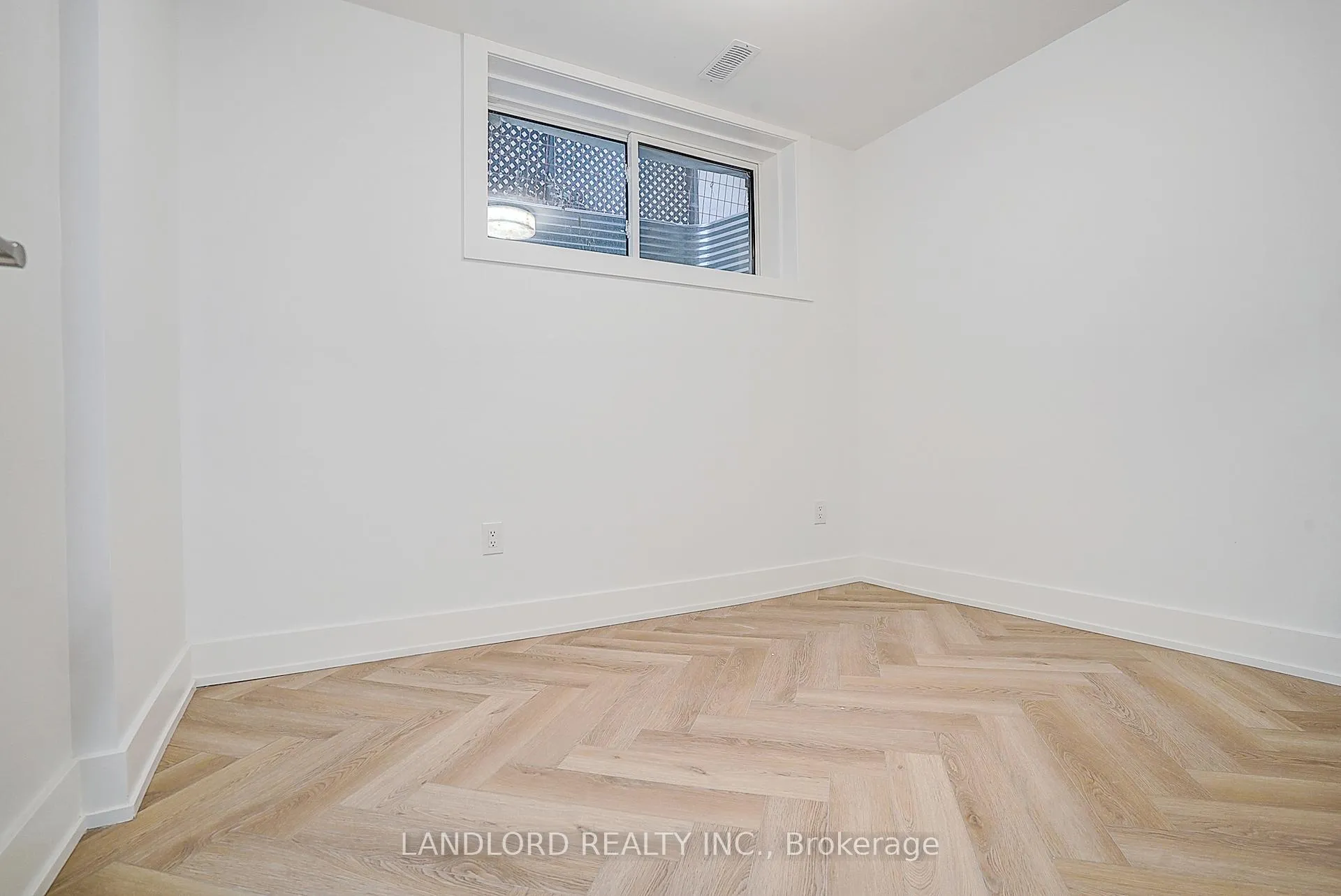 Photo 41 of Unit 1, 1146 Broadview Avenue, Toronto, Broadview North — HOMEH