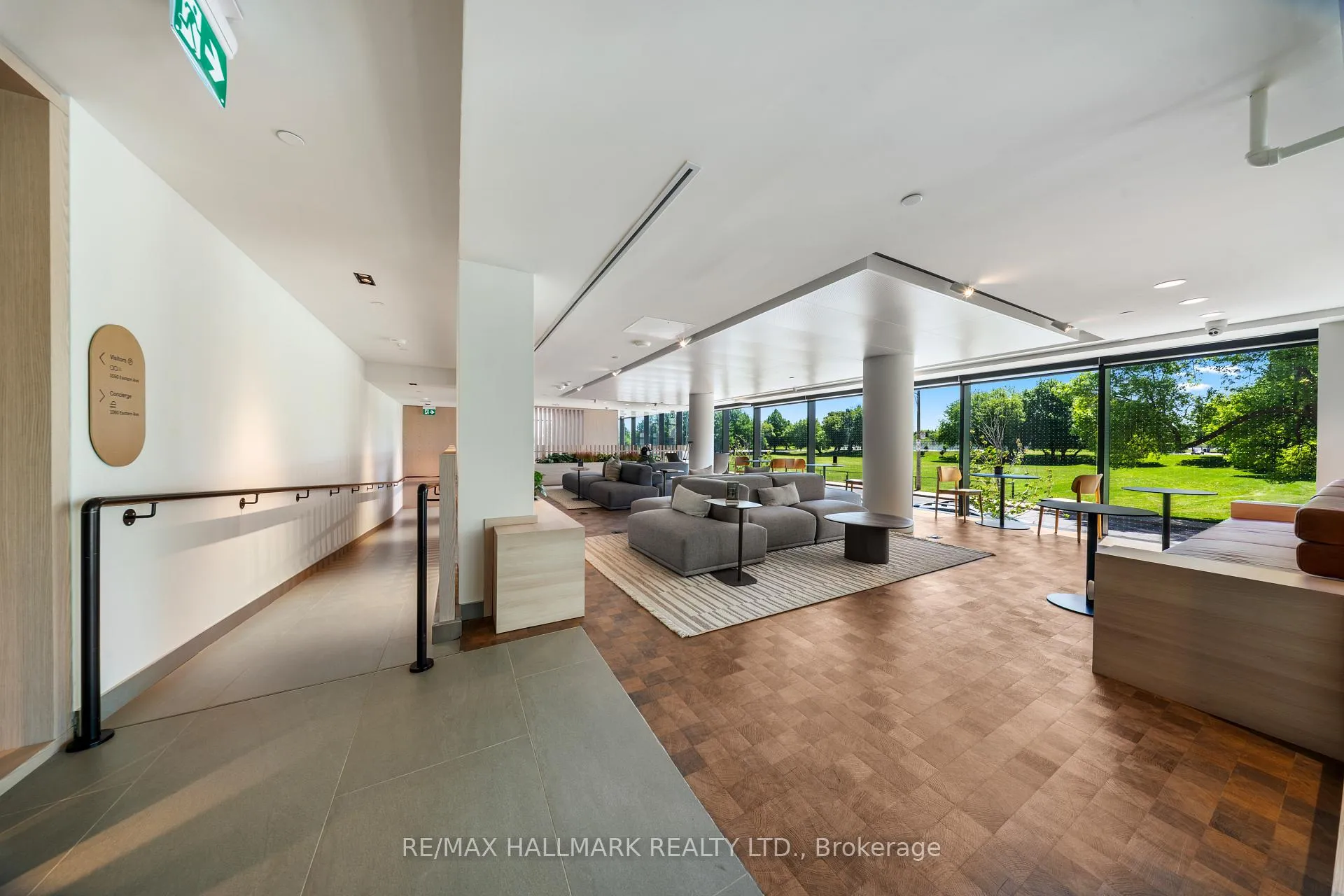 Photo 8 of Unit 801, 1050 Eastern Avenue, Toronto, The Beaches — HOMEH