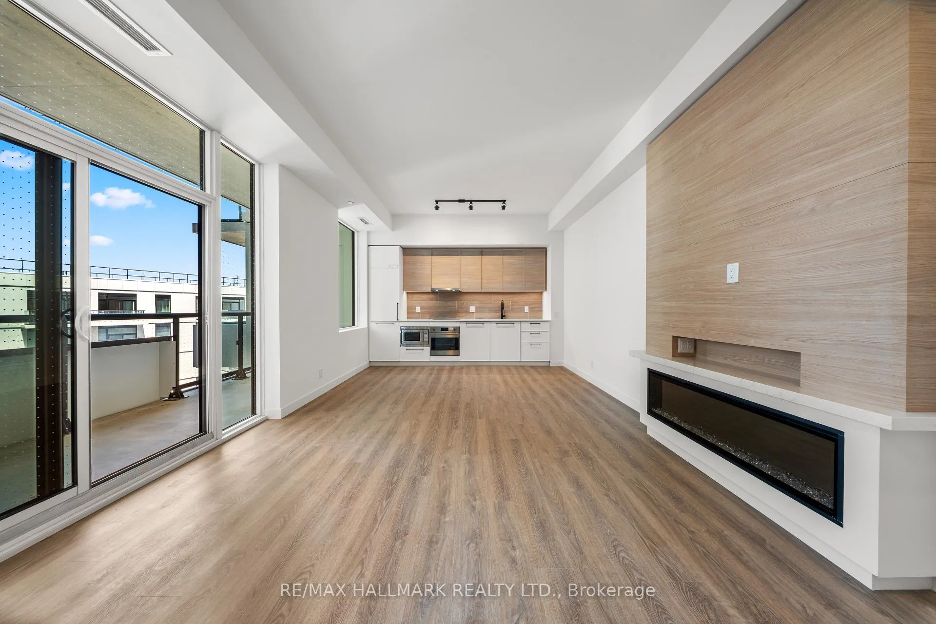Photo 20 of Unit 801, 1050 Eastern Avenue, Toronto, The Beaches — HOMEH
